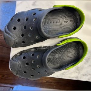 Kids’ Crocs size 3 - good condition!